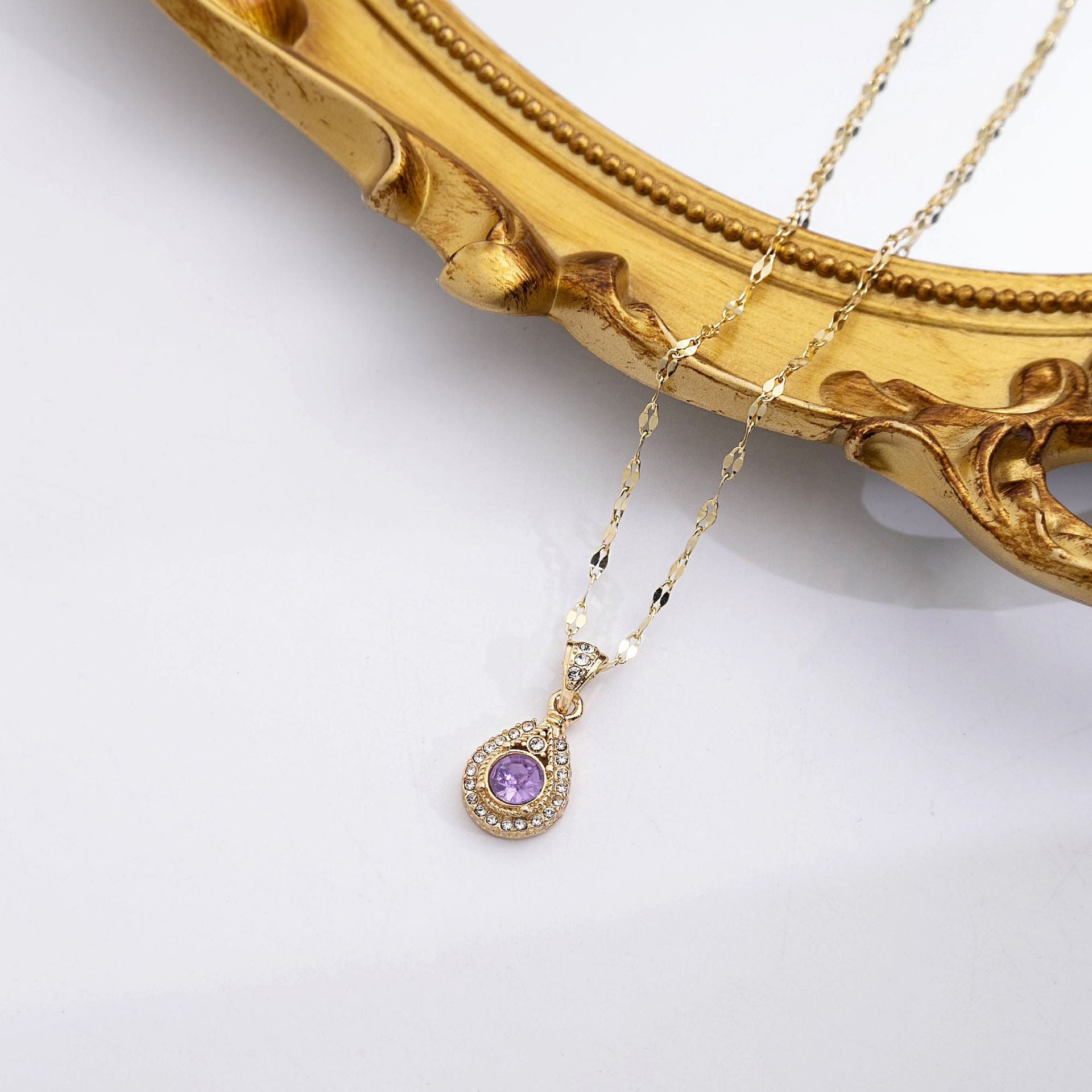 卸売ダイヤモンド象嵌パープルドロップレット合金ネックレス